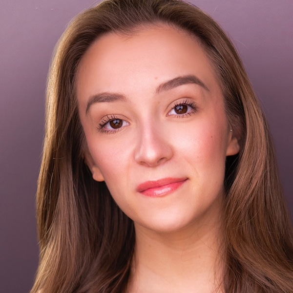 Nina Ballon Headshot 600x600