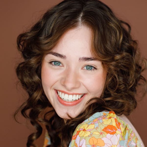 Lauren Smith Headshot 600x600