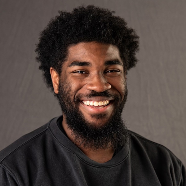 Justin Rogers Headshot 600x600