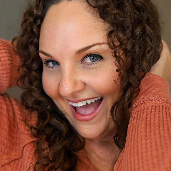Christinacross 600x600
