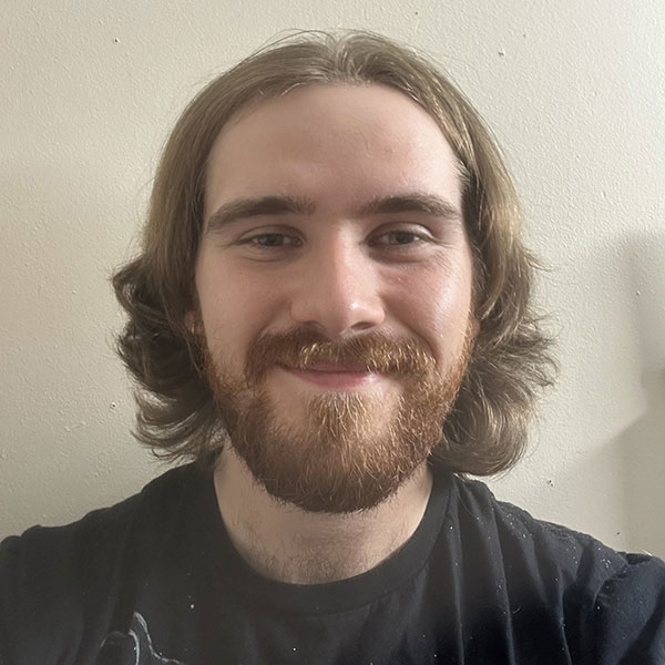 Jonathan Dahl Headshot 600x600